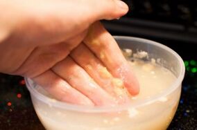 Nail mushroom